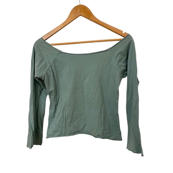 Off-shoulder cropped yoga long sleeve in ocean blue - Picture 3 of 3